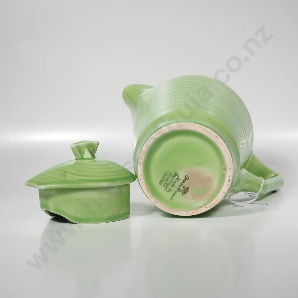 Art Deco Crown Devon Ribbed Green Image 1++