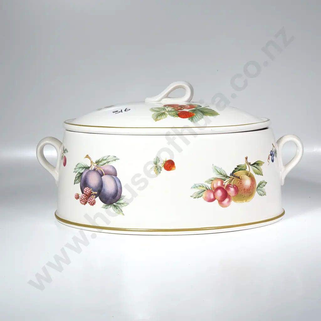 Wedgwood Fruit Sprays Covered Casserole Dish 2qt Image 1++