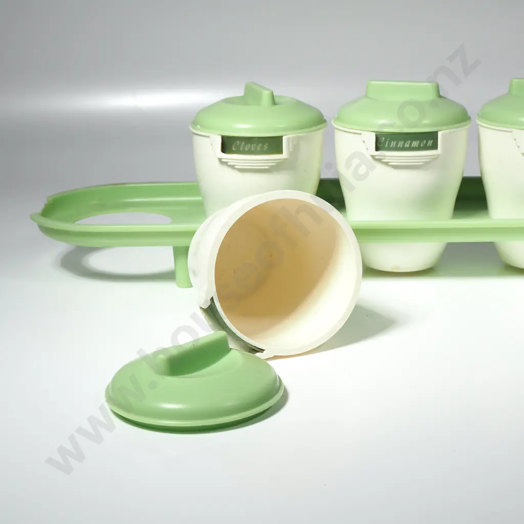 Lime Green & White Bristolite Plastic Spice Containers w Tray a/f Image 1++