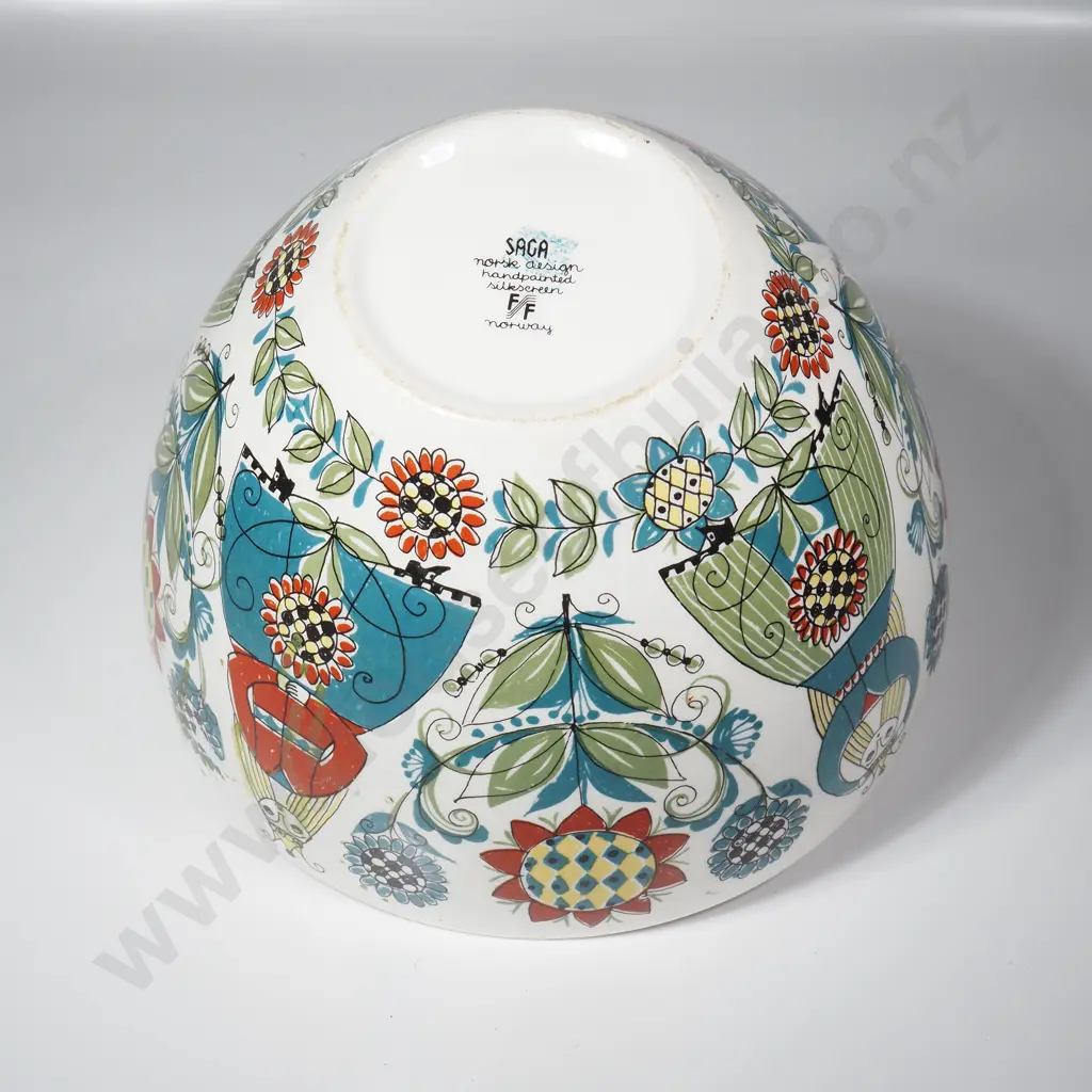 Large Figgjo Flint Serving Bowl in the Saga Pattern Designed in Norway w Hand Painted Silkscreen Design Image 1++