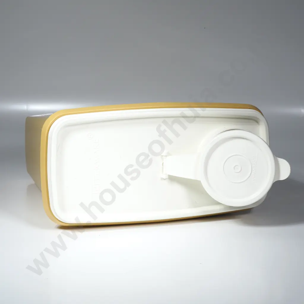 Vintage Tupperware Cereal Dispenser Image 1++