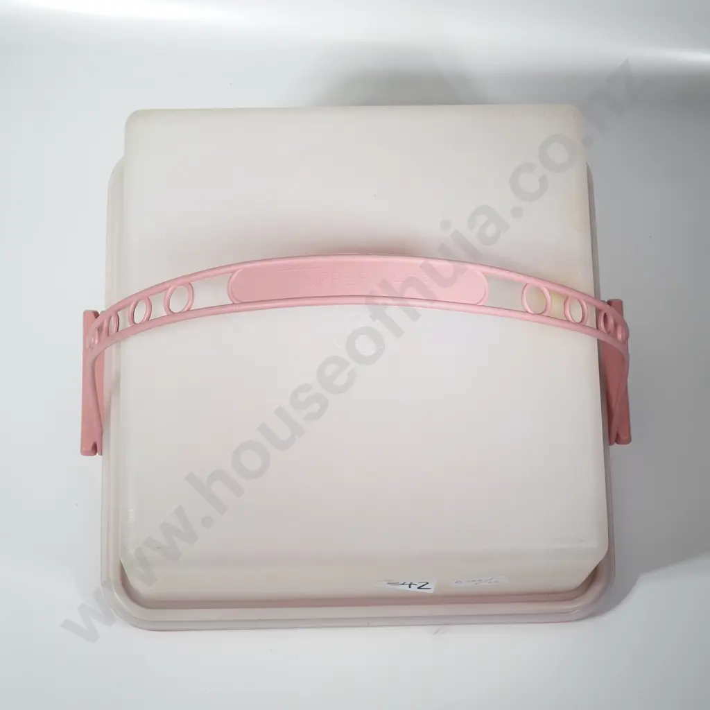Vintage Tupperware cake carrier - Scarce Pink Colour Image 1++