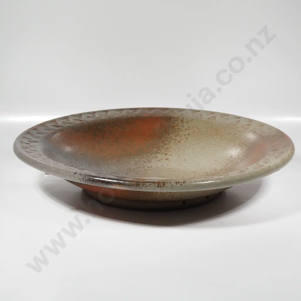 NZ Potter Paul Fisher - Very Large Stoneware Shallow Bowl in Tenmoku & Ash Glazes Image 1++