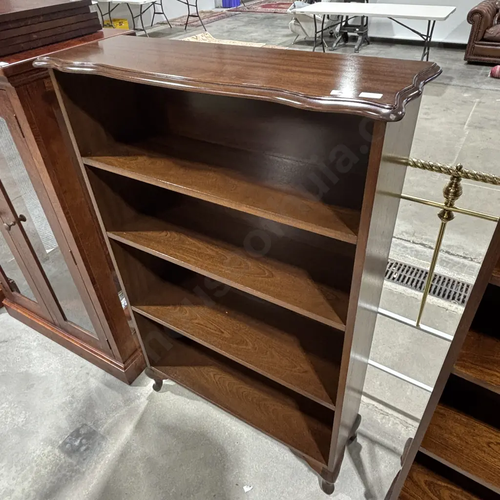 Vintage Mahogany Wooden Open Bookshelves w Four Shelves, Queen Anne Cabriole Legs & a Scalloped, Moulded Top Image 1++