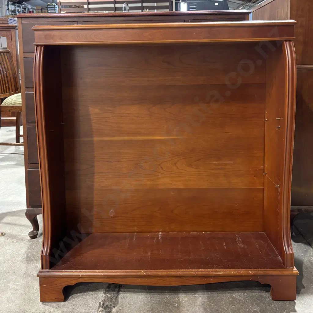 Small Wooden Mahogany Bookshelf w Scroll/Curved Sides & Adjustable Shelves Image 1++