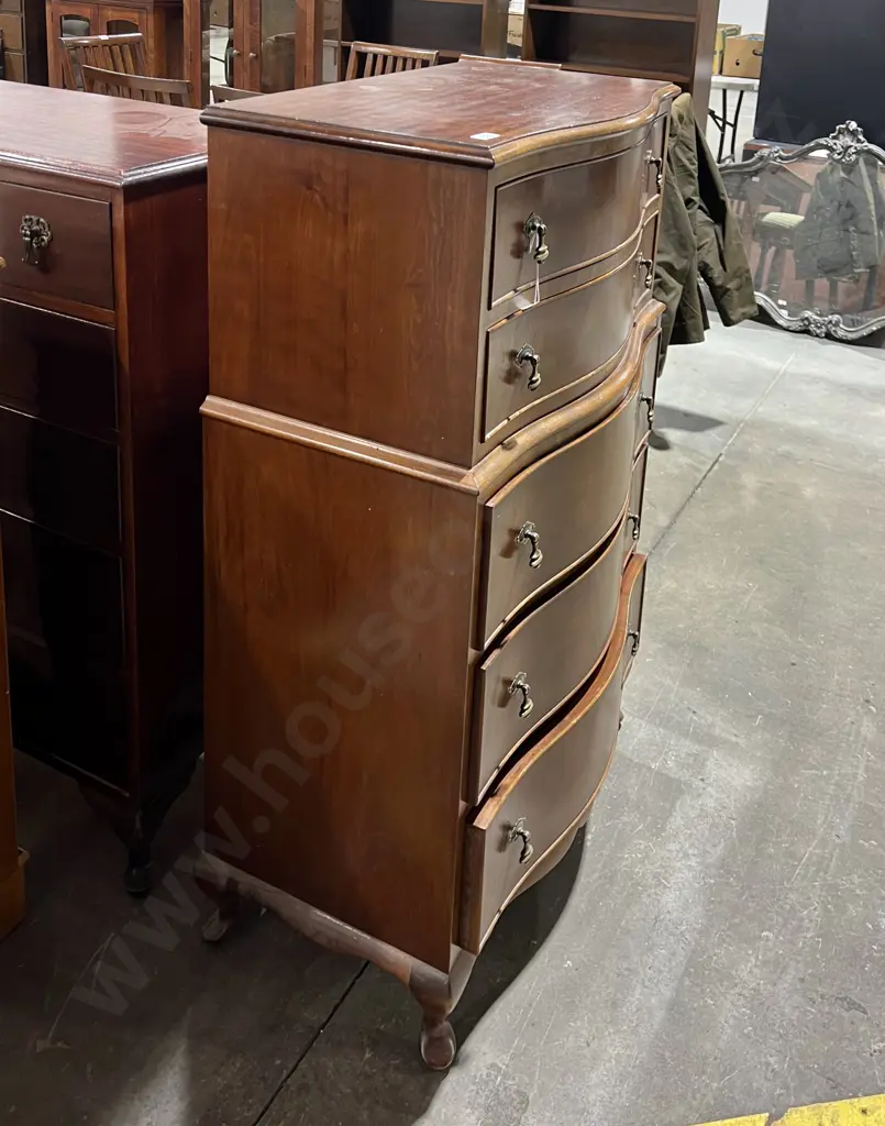 Mahogany Queen Anne Style chest of Five Long Drawers on Cabriole Legs & w Drop Handles Image 1++