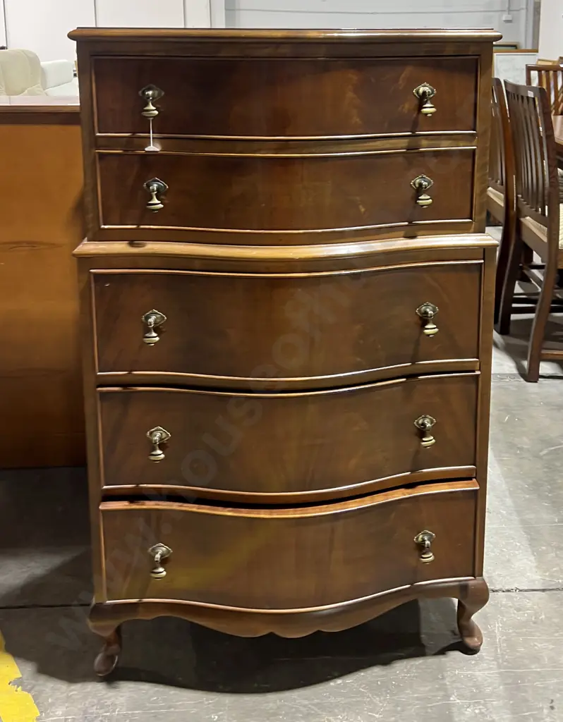 Mahogany Queen Anne Style chest of Five Long Drawers on Cabriole Legs & w Drop Handles Image 1++