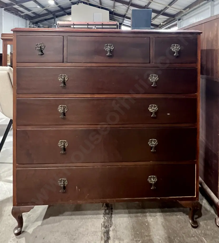Vintage Mahogany Chest of Seven Drawers on Cabriole Legs Image 1++