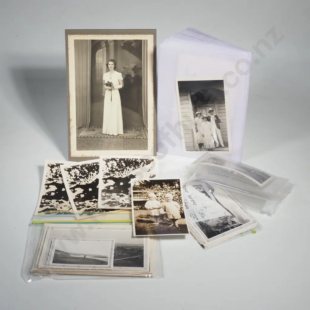 Assorted Vintage NZ Themed Small Black & White Photos Image 1++
