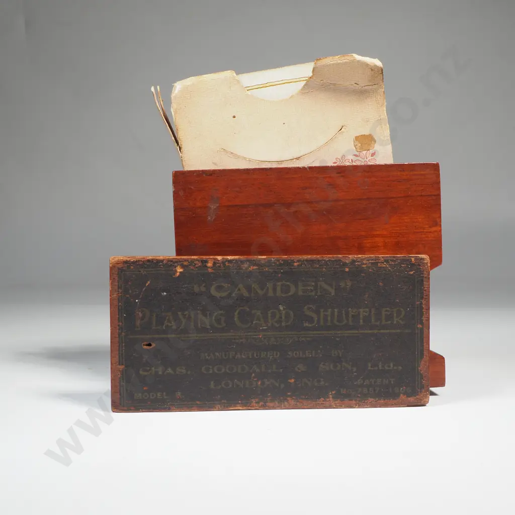 Vintage Wooden Playing Card Dispenser - A/F Image 1++