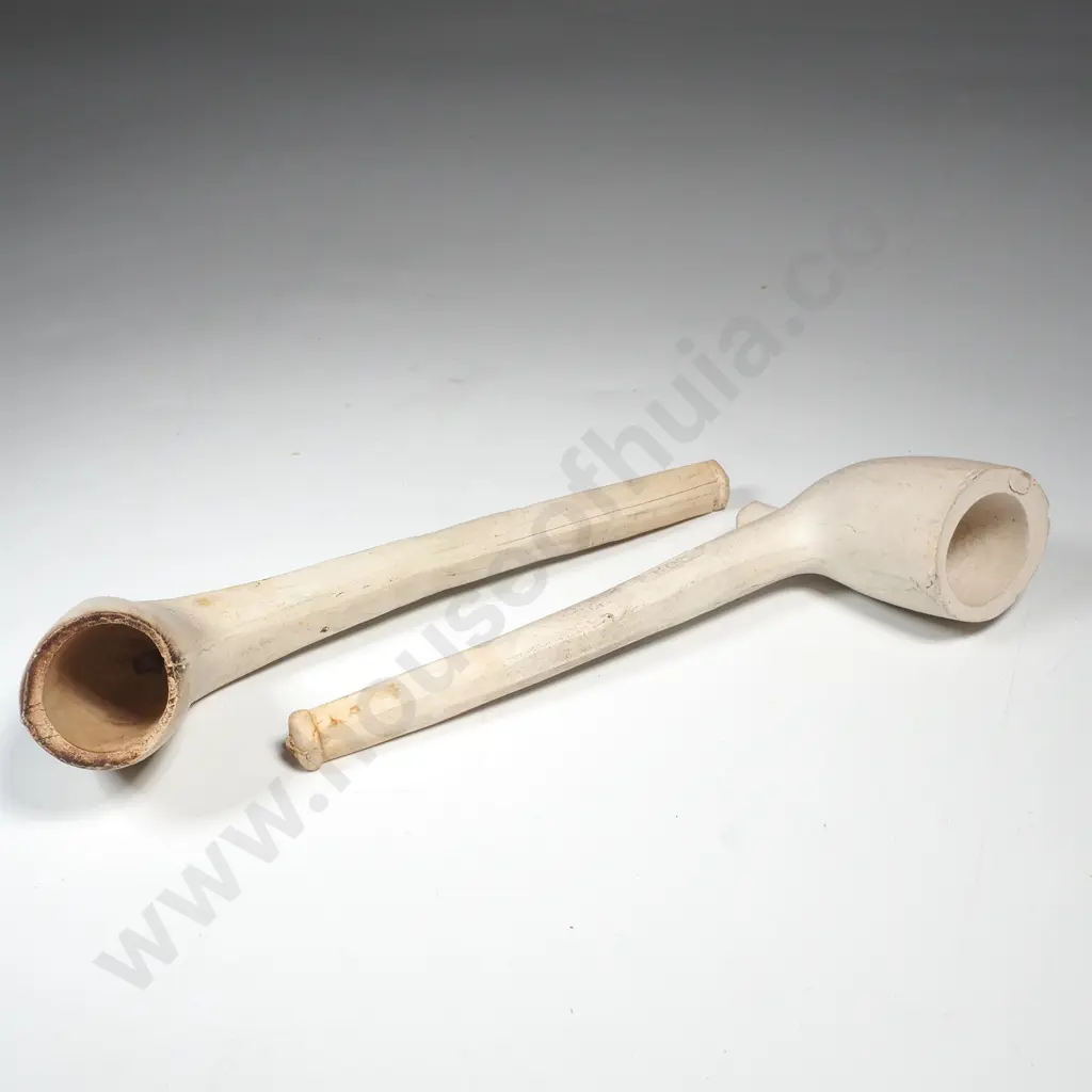Two Antique Clay Pipes Image 1++