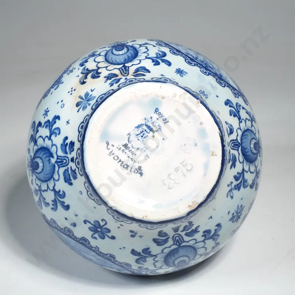 Blue & White Ceramic Vaseby Franz Anton Mehlem in Bonn in the 'Lyonais' Pattern Image 1++