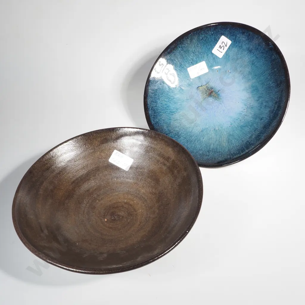 Two NZ Potter Ross Richards Stoneware Bowls Image 1++