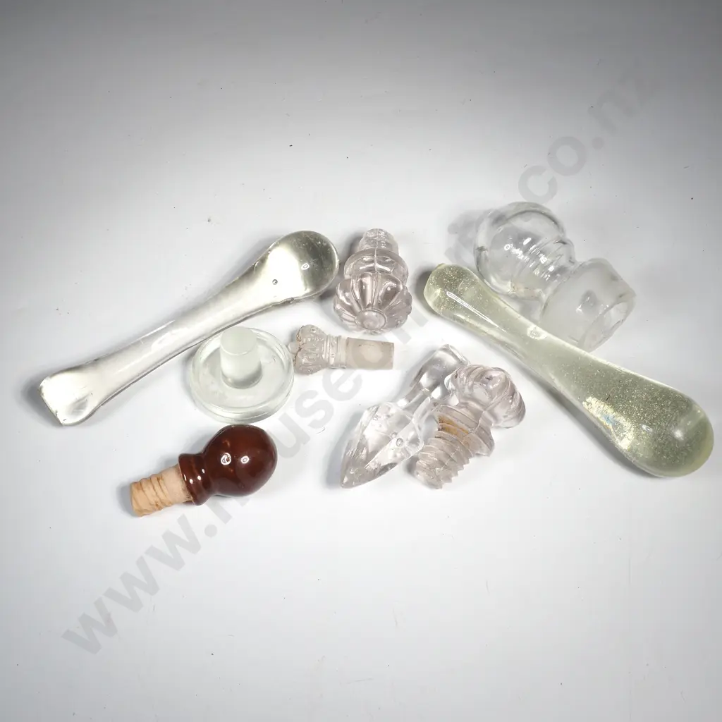 Assorted Glass Stoppers & Two Glass Pestles Image 1++