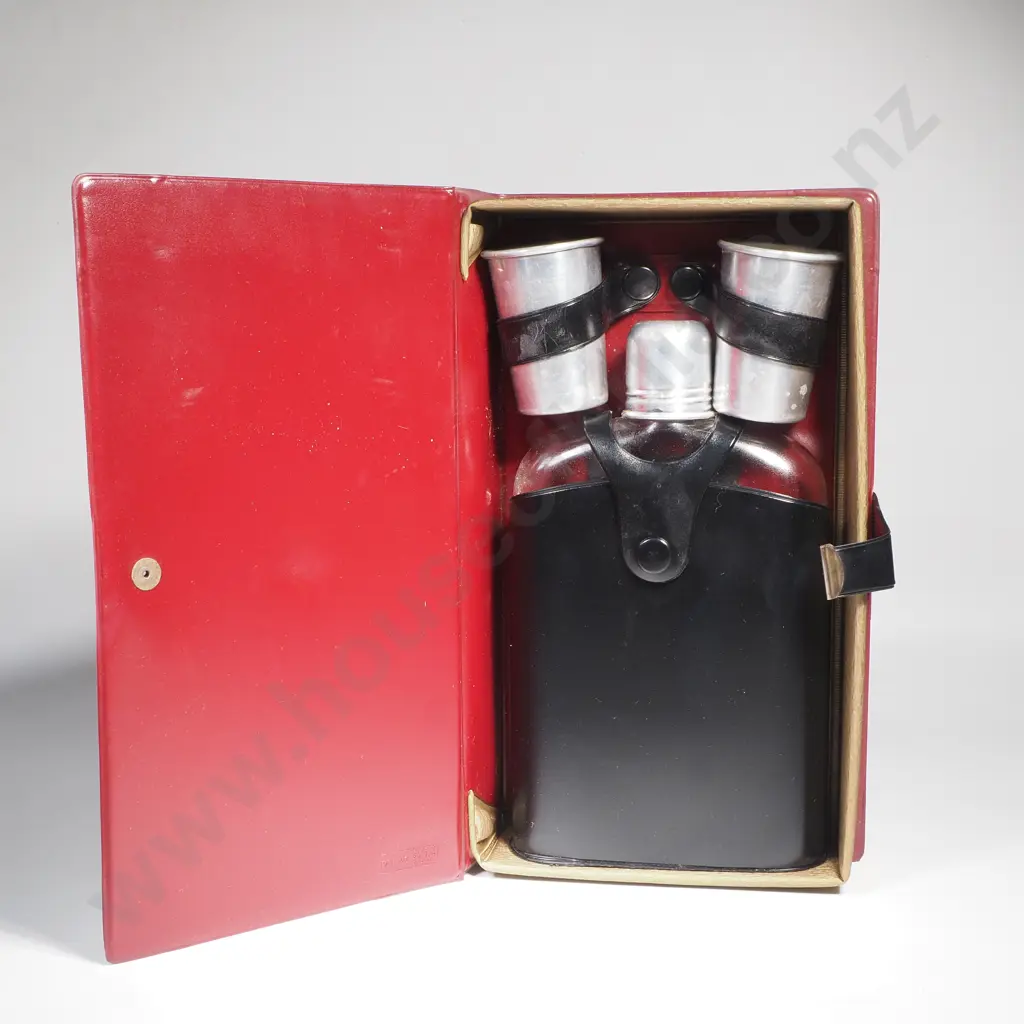 Boxed Vintage Novelty Whisky Flask & Cups in the Form of a Book Titled 'How to Improve Your Golf'  by Hugh H High Image 1++