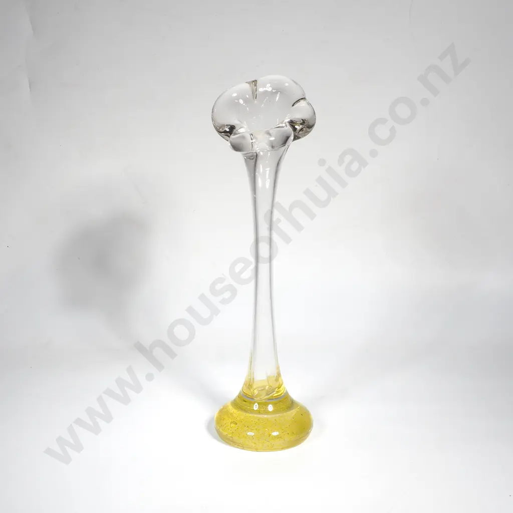 Vintage 'Jack in the Pulpit' Art Glass Vase w  Yellow Base, Possibly Hokitika Glass Image 1++