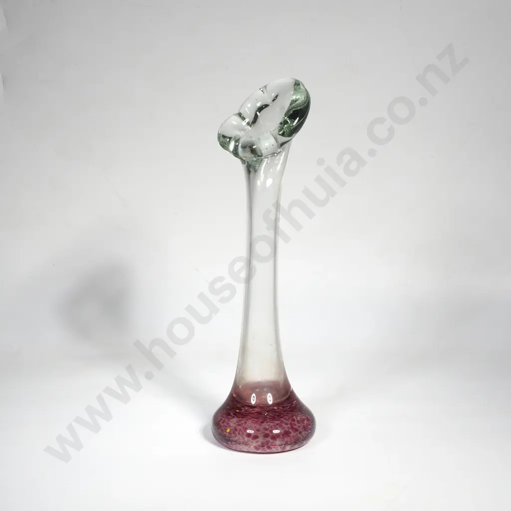 Vintage 'Jack in the Pulpit' Art Glass Vase w Pink  Base, Possibly Hokitika Glass Image 1++