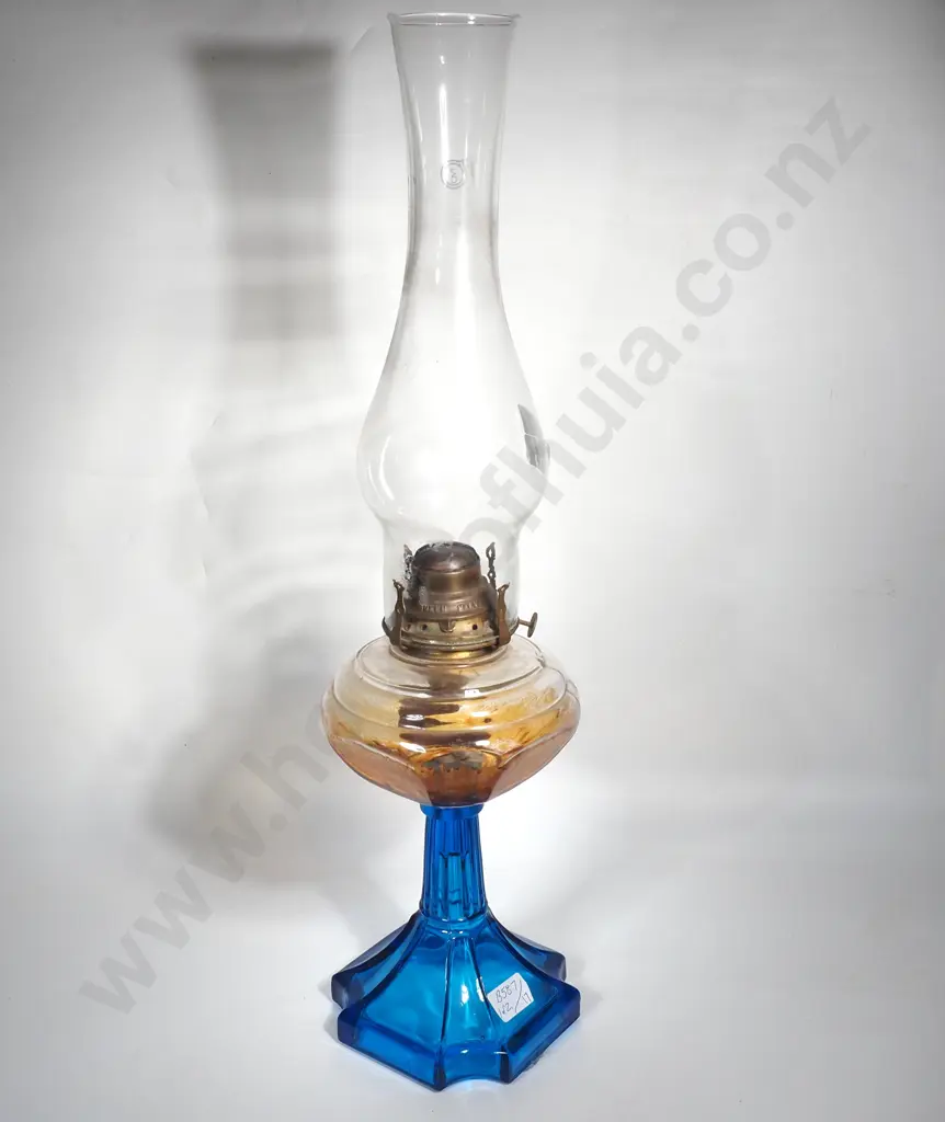 Antique Kerosene Lamp w USA Queen Anne Fittings Image 1++