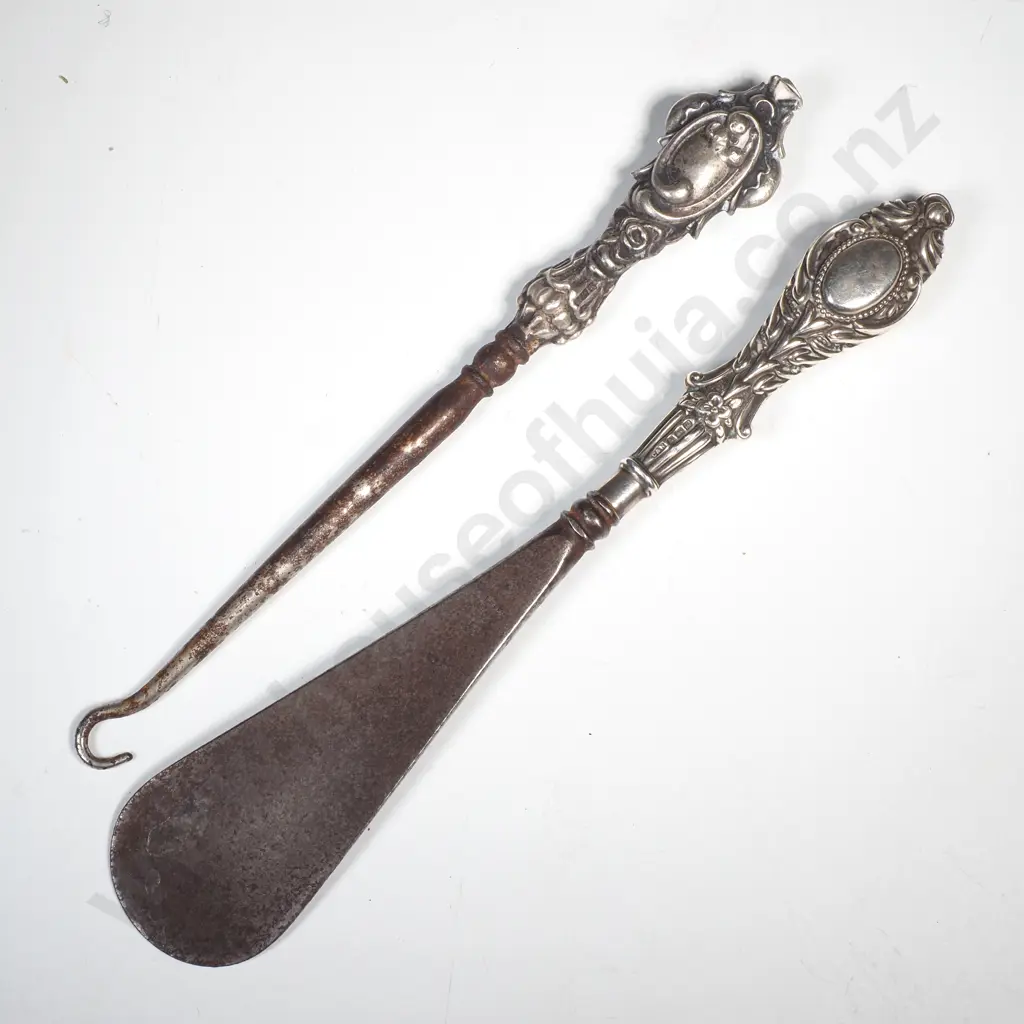 Antique Sterling Silver handled Shoe Horn & Button Hook Image 1++