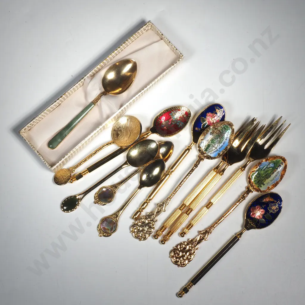 13 x Souvenir Teaspoons and Forks- One in Box Image 1++