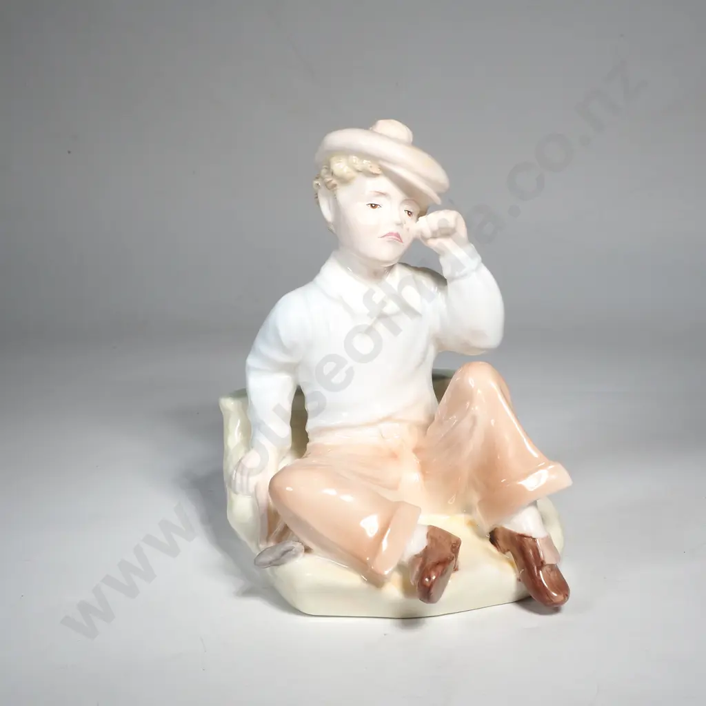 Coalport  Figure "Wednesday's Child Is Full Of Woe " HN 2336 in Bone China Image 1++