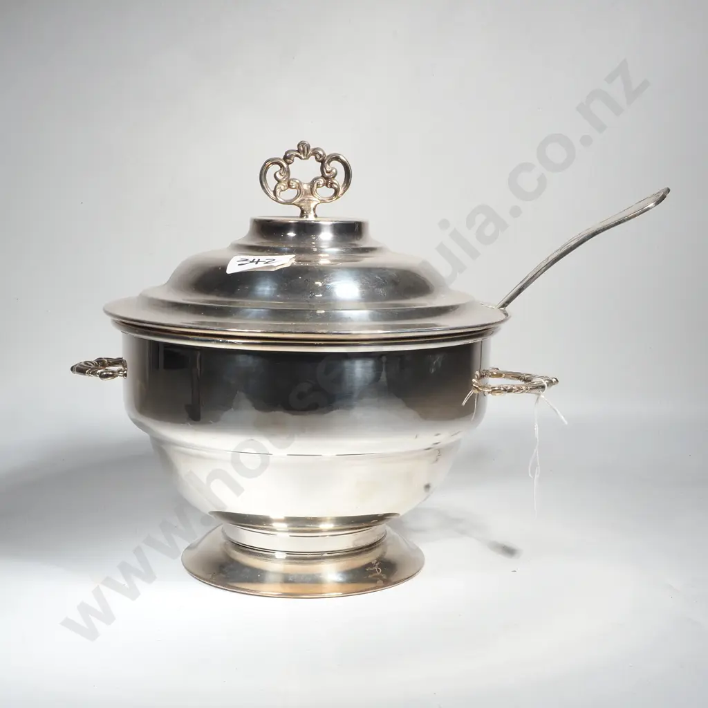 Large Silver Plate Tureen & Ladle Image 1++