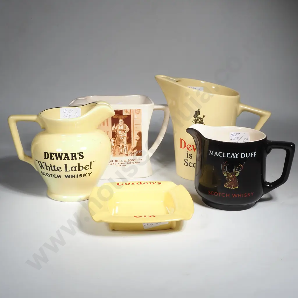 4 x Vintage Branded Whisky Water Jugs - Wade Regicor & 1 x Plastic Whisky Ashtray Image 1++
