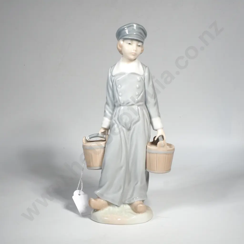 Vintage Lladro Porcelain 'Dutch Boy Carrying Two Pails', Model #4811 Image 1++