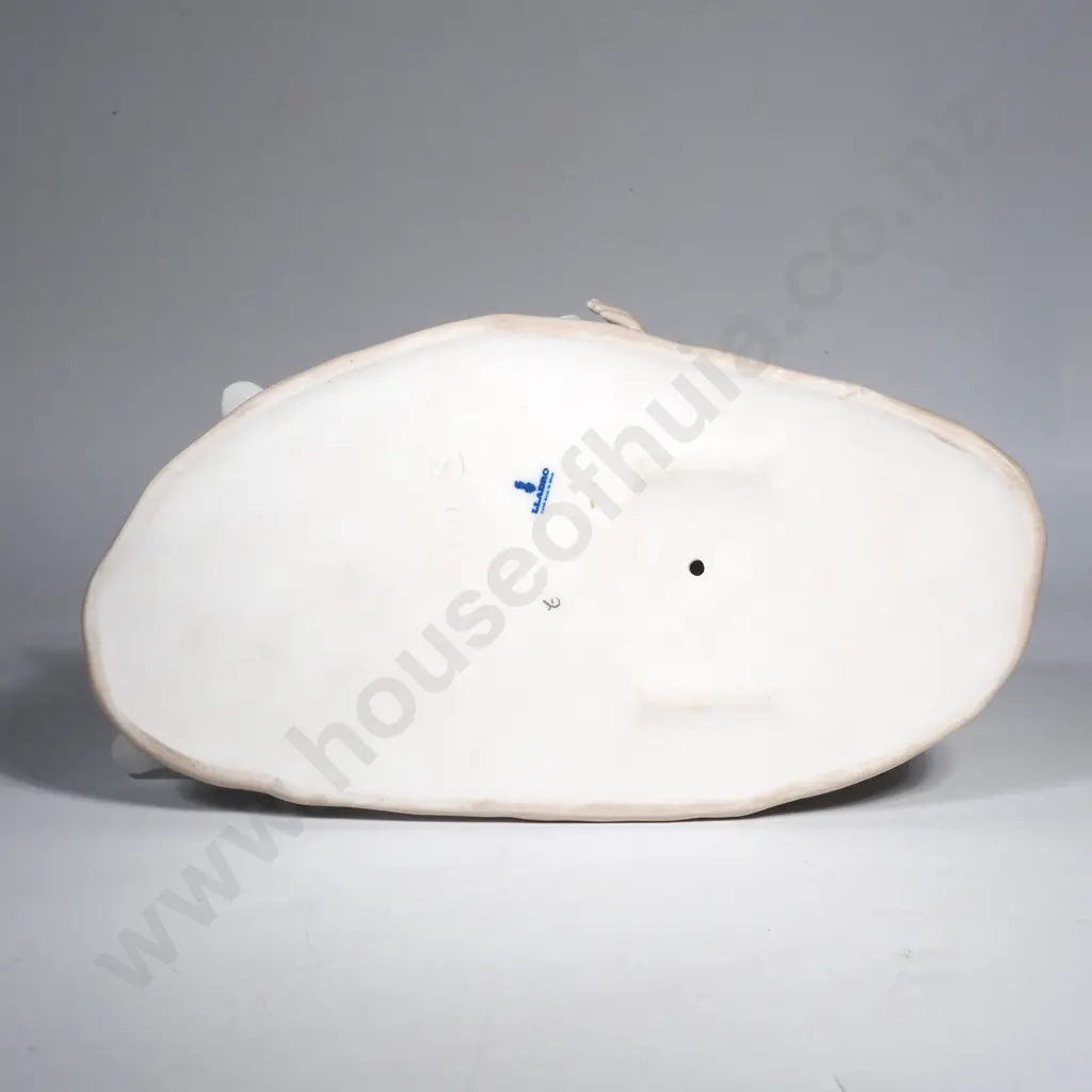Vintage Lladro Porcelain 'Food for Ducks', Model #4849 Image 1++