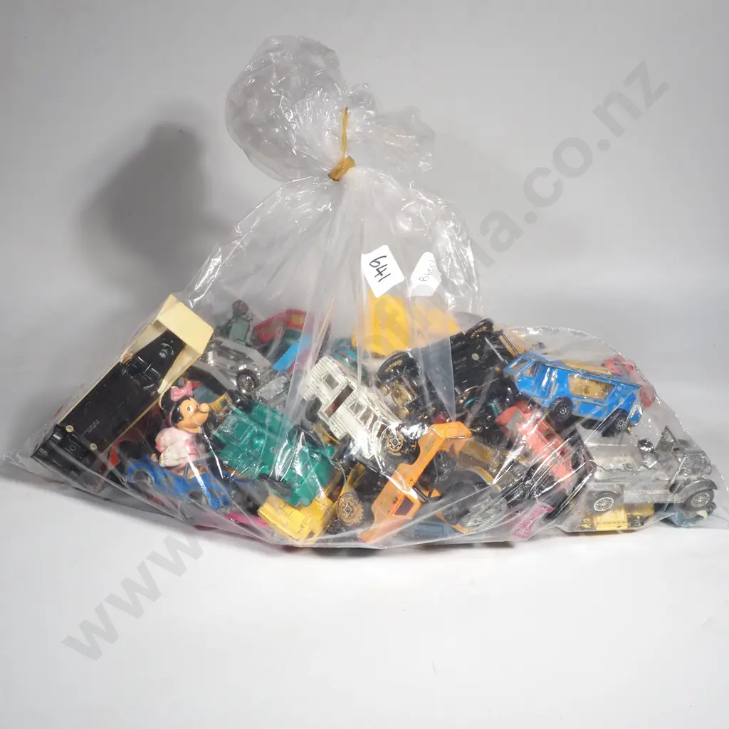 Large Collection of Small Cars by Lesney, Matchbox, Models of Yesterday Etc. Image 1++