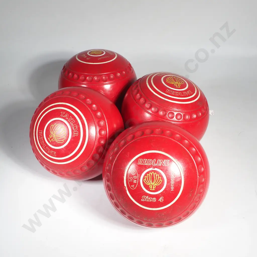 Set of Four Red Taylor Redline Lawn Bowls - Size 4 Image 1++