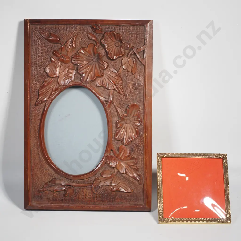 Vintage Carved Wood Photo Frame Image 1++