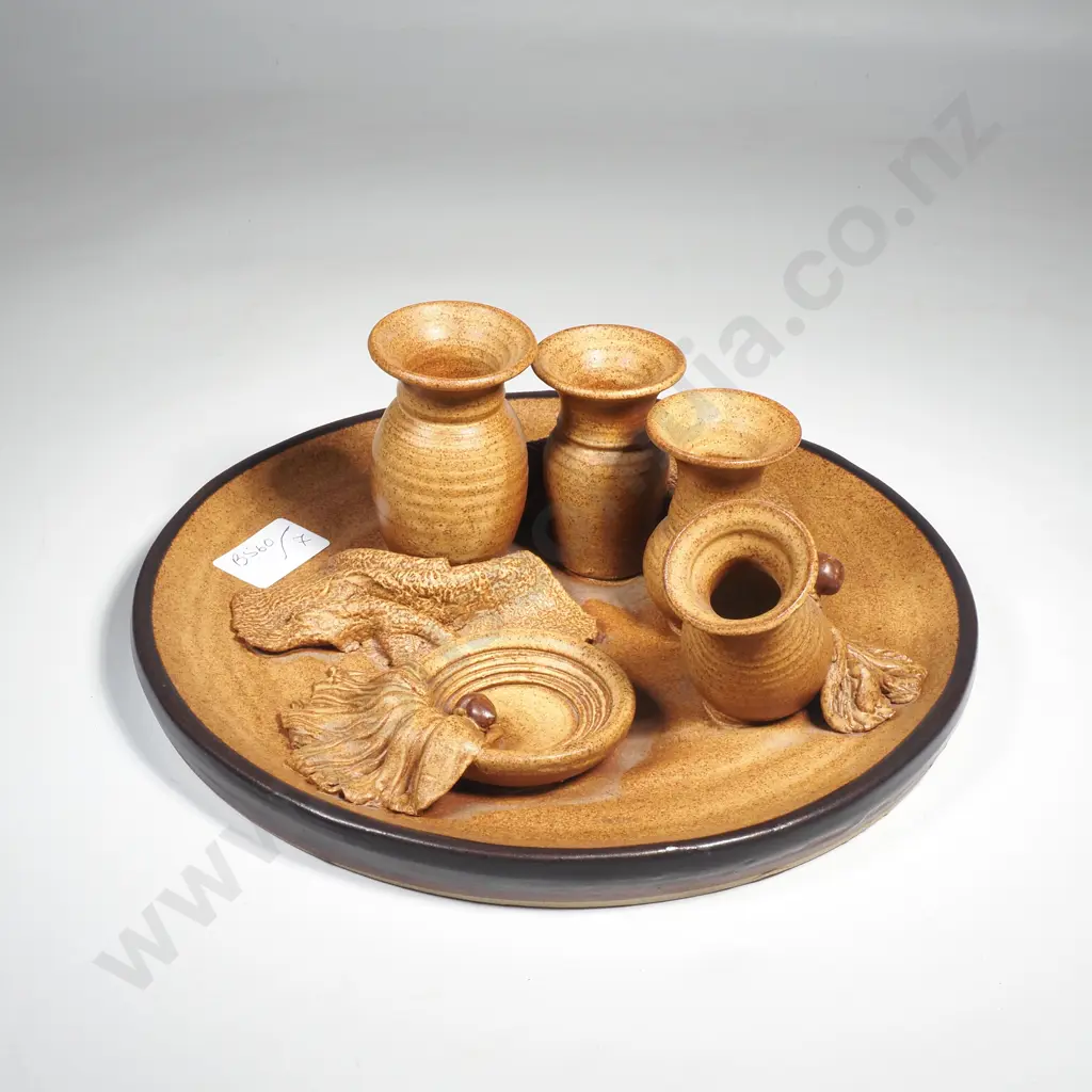 Pottery Plaque  w Four Small Vases, Cloth & Plate, Stamped Glen Pottery In 3D Image 1++