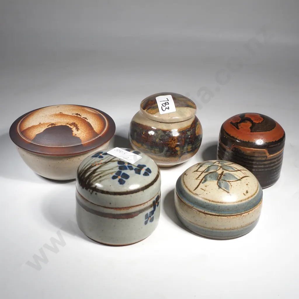 5 x NZ Studio Pottery Stoneware Trinket Boxes Image 1++