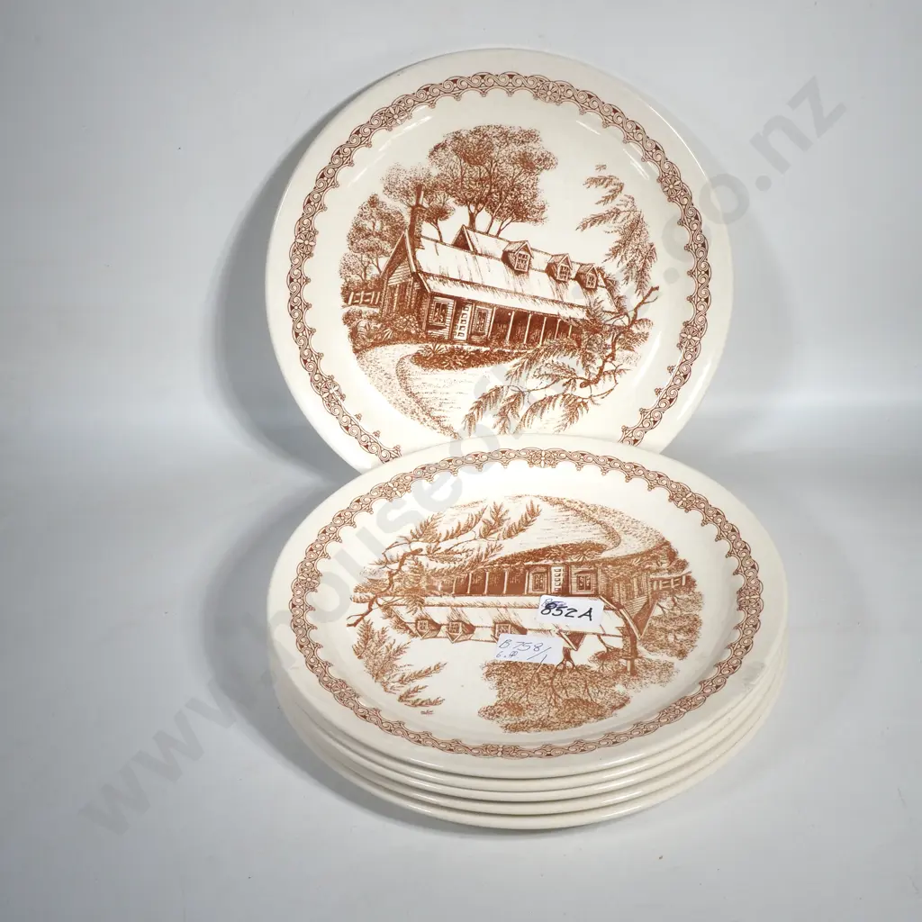Six Crown Lynn Heritage Pattern Dinner Plates Image 1++