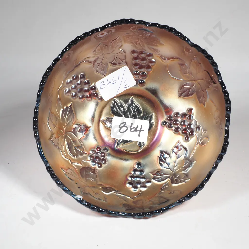 Vintage Fenton Carnival Glass Bowl - Grape & Leaf Image 1++
