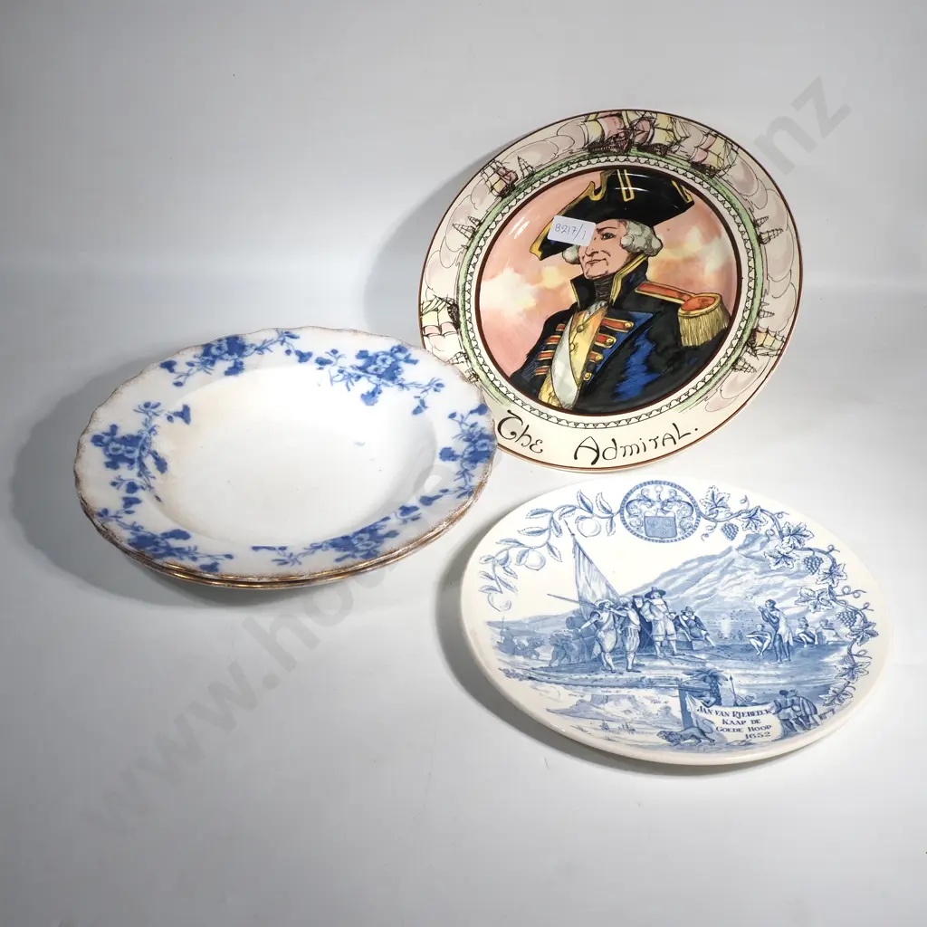 Royal Doulton Cabinet Plate, 'The Admiral', painted porcelain Image 1++