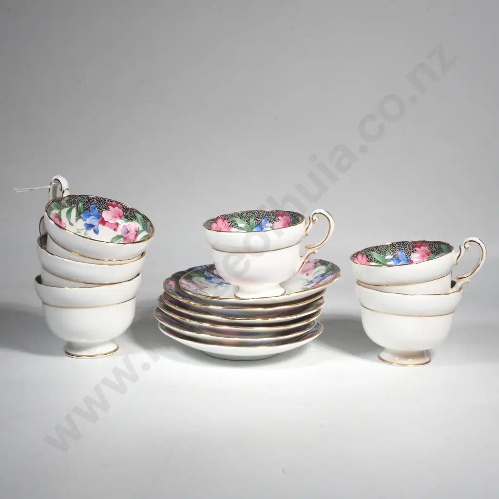 Six Vintage Paragon Cups & Saucers in the 'Sweet Pea' Pattern Image 1++