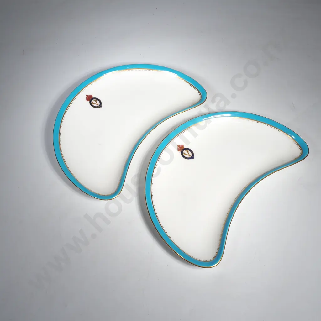 Pair of Minton Kidney Shaped Side Dishes or Salad Plate from the Royal Household of Victoria, 1881 Image 1++