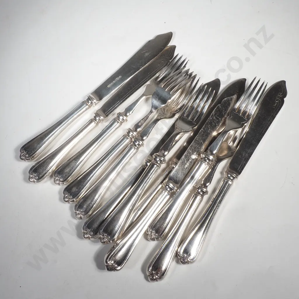 Set of Six Silver Plated Fish Knives & Forks in the French Spatours Pattern Image 1++