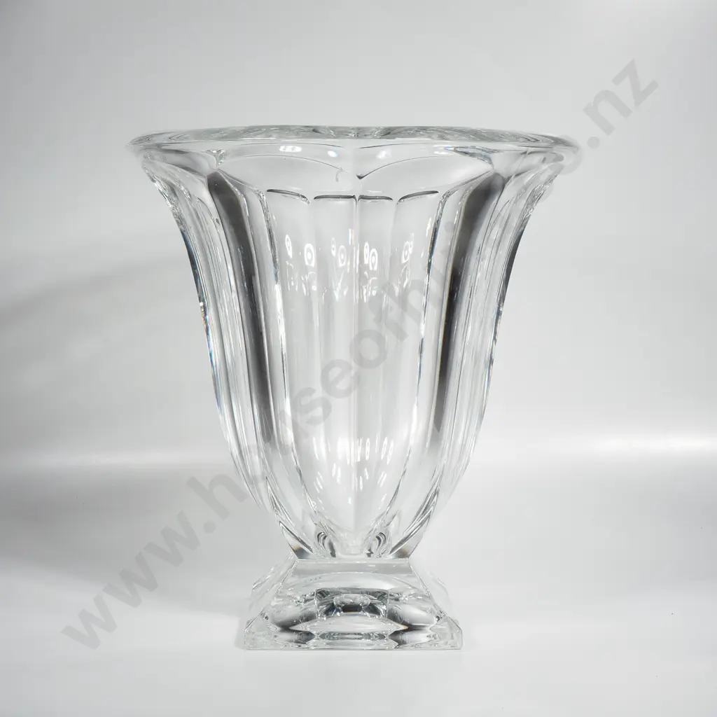 Large Bohemian Crystal Vase in the 'Magma' Pattern Image 1++
