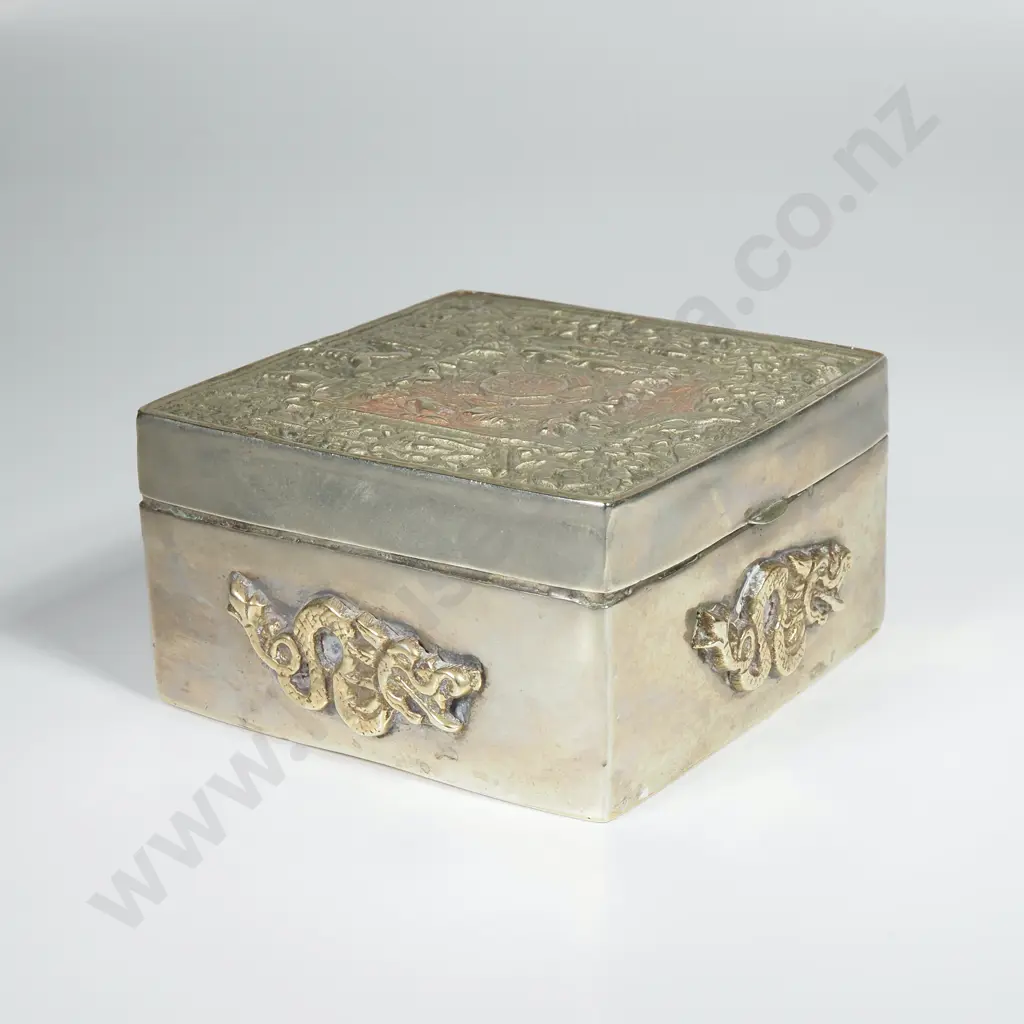 Oriental Themed Small Metal Box Image 1++