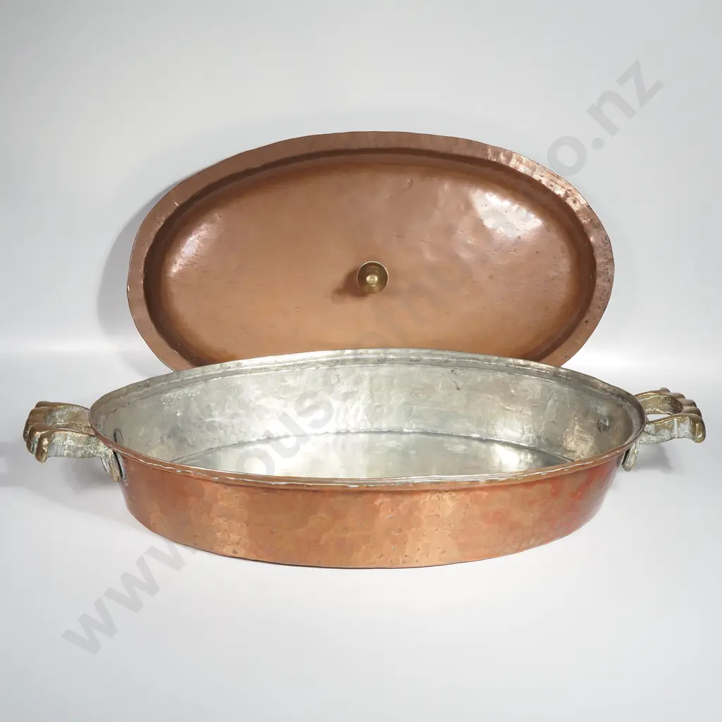 Antique Hammered Copper & Tin Lined large Sauce Pan Image 1++