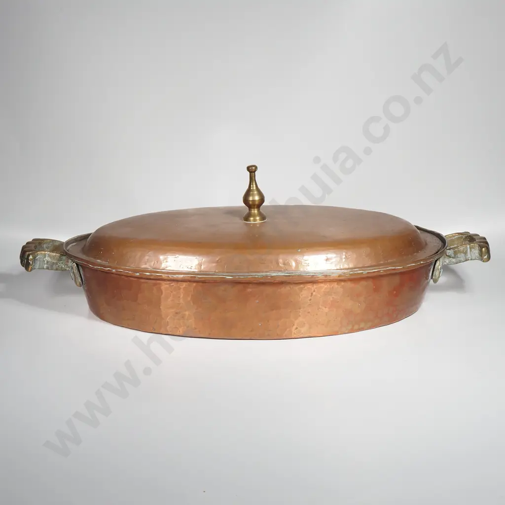 Antique Hammered Copper & Tin Lined large Sauce Pan Image 1++
