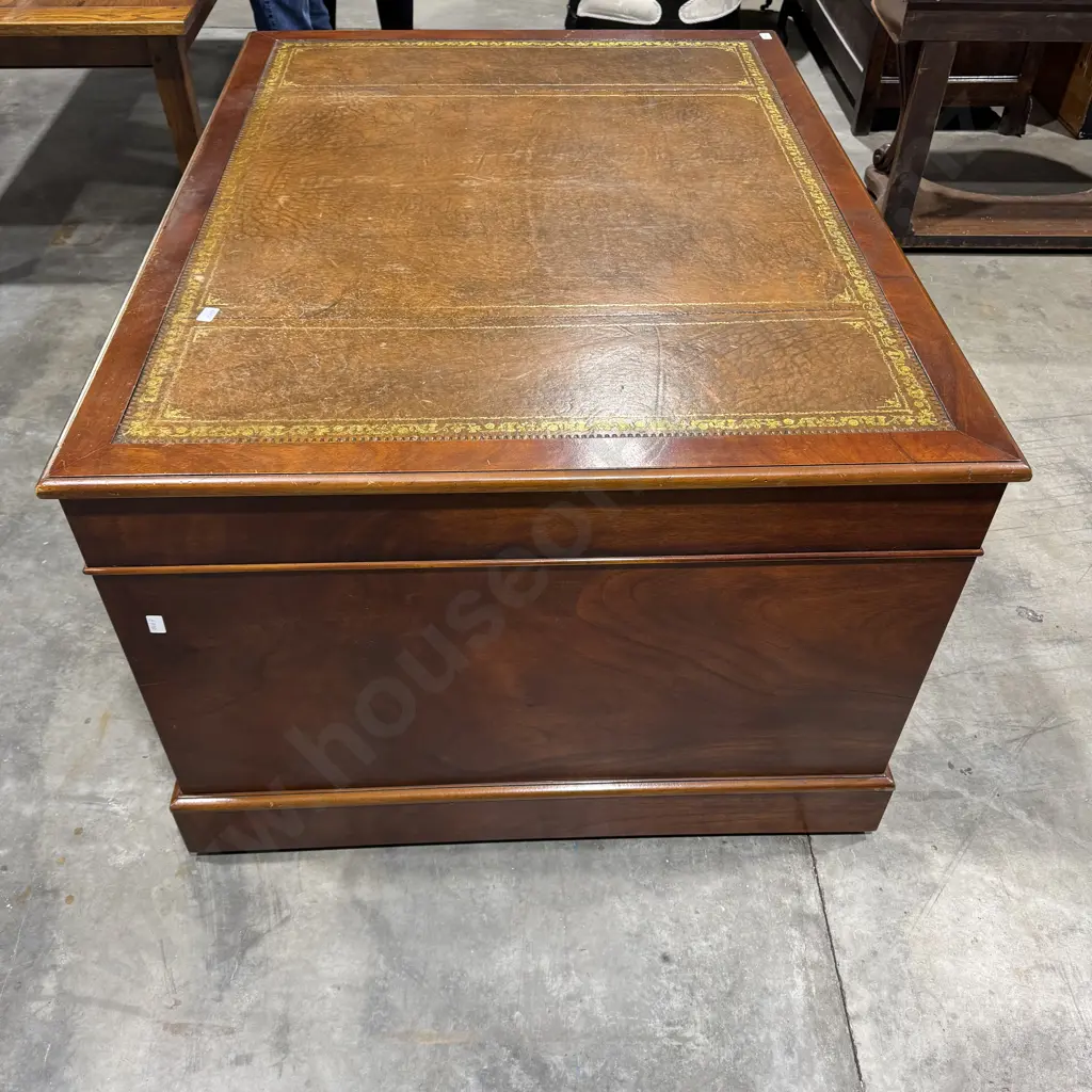 Substantial Mahogany Pedestal Partner's Desk w Tooled Leather Top & Brass Coloured Swan Neck Handles Image 1++