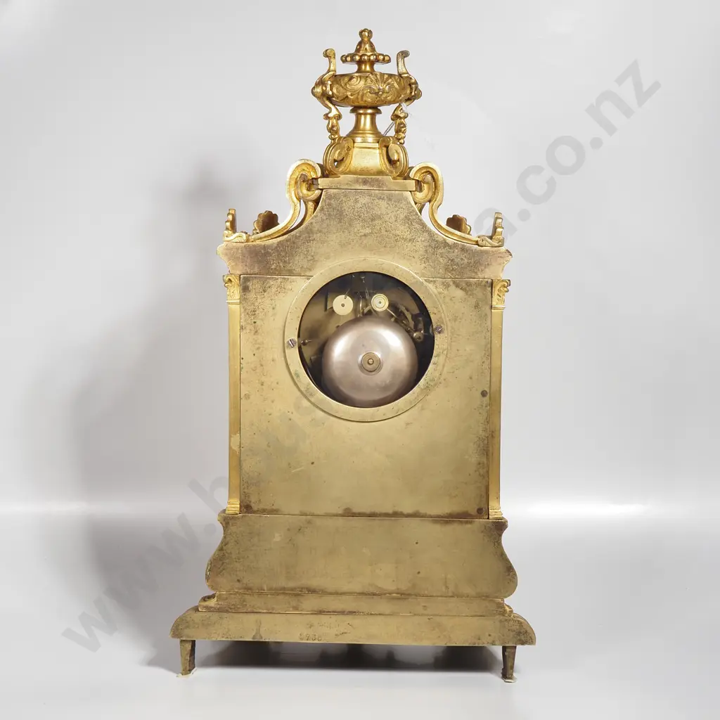 Late 19th Century French Gilt Bronze or Ormolu Mantle Clock Image 1++