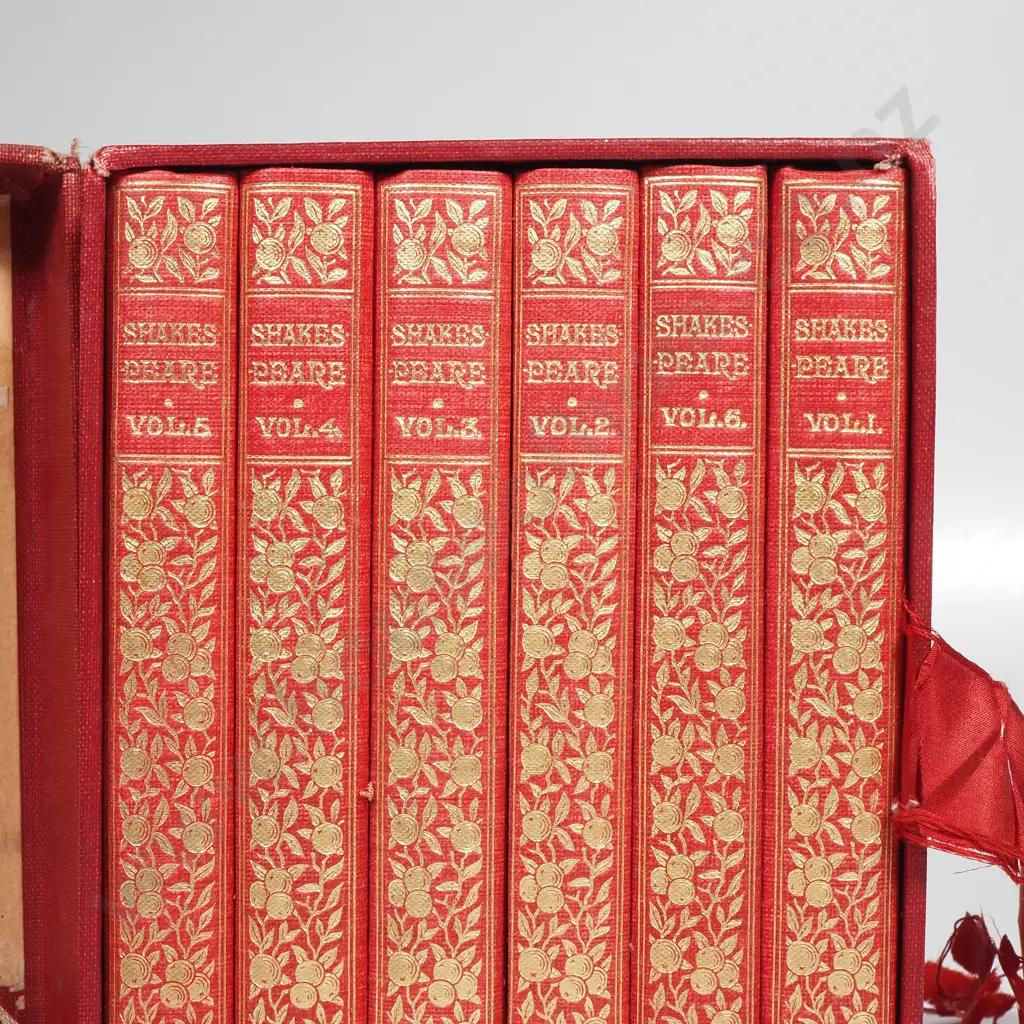 Boxed Miniature Six Volume Set of the Works of William Shakespeare - the Bijou Edition Image 1++
