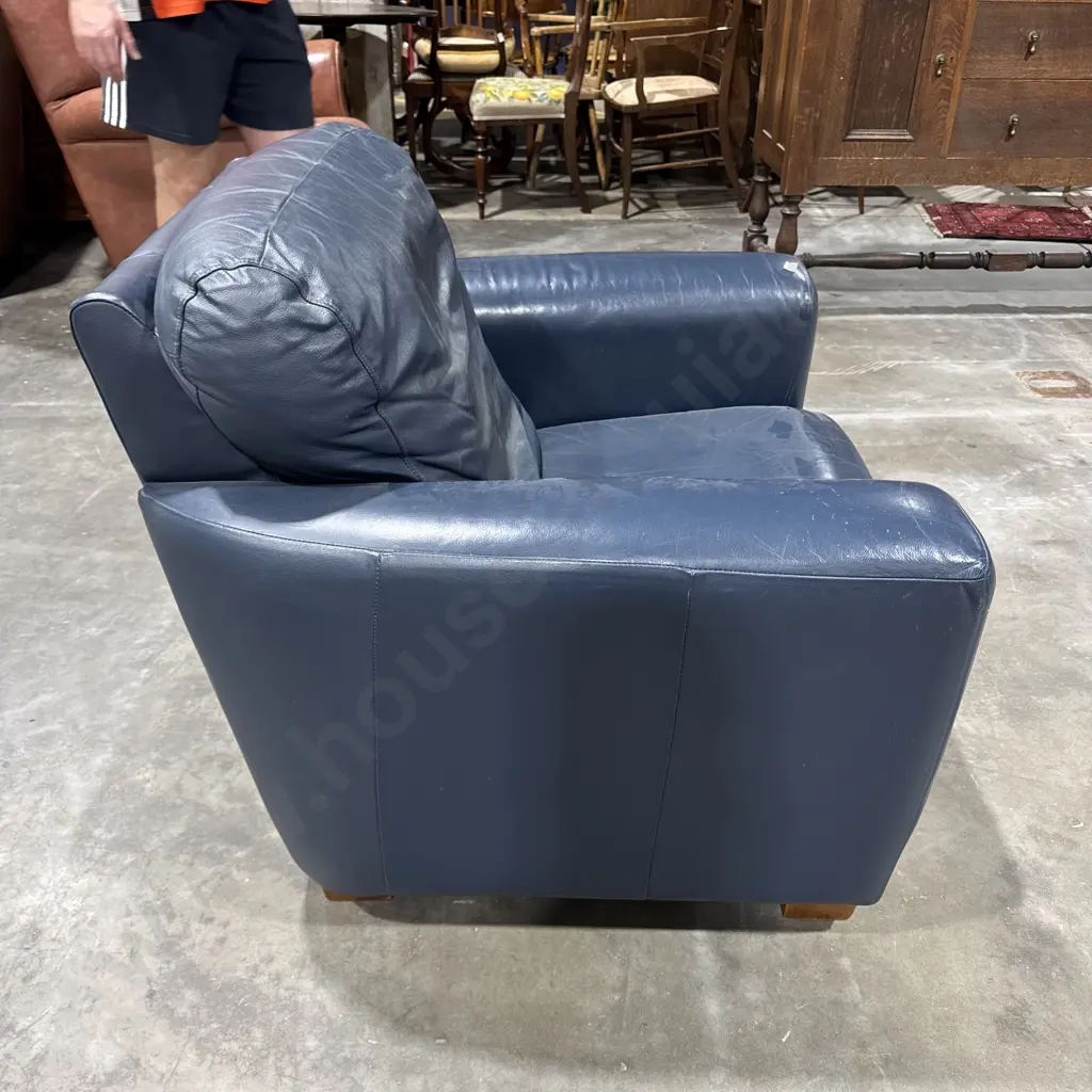 Vintage Blue Leather Club Chair Image 1++