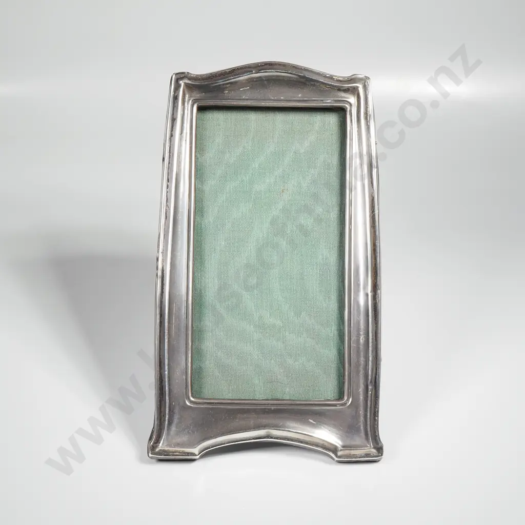 Art Deco Sterling Silver Photo Frame w Shaped Surround & Leather Backing Image 1++