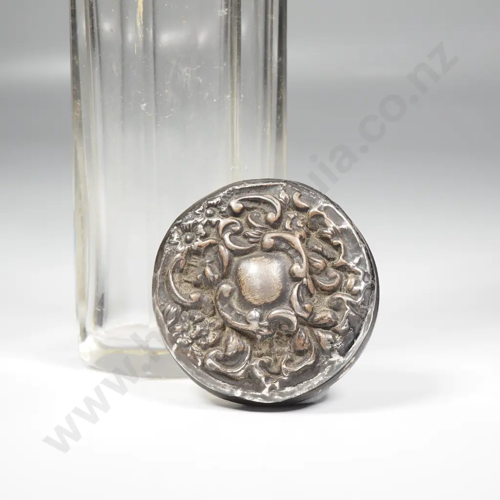 Sterling Silver & Faceted Glass Toilet Jar/ Hatpin Holder w Embossed Lid Image 1++